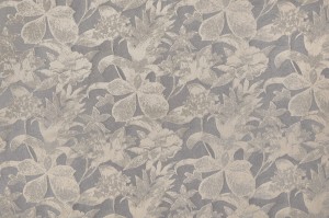 Tkanina Fischbacher 1819 305 Flurin ze wzorem Kwiaty