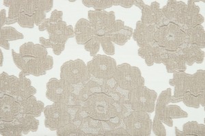 Tkanina Fischbacher 1819 317 Margarita ze wzorem Kwiaty