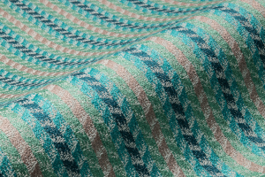 Tkanina Aldeco 06 Celebration ze wzorem Paski